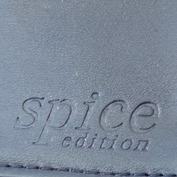 Spice Edition Wallet💥PRICE DROP💥 - Picture 7 of 7